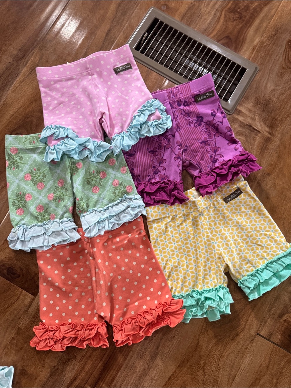 Matilda Jane shorties lot of 5 all size 4